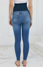 Load image into Gallery viewer, Kankan Maternity Jeans

