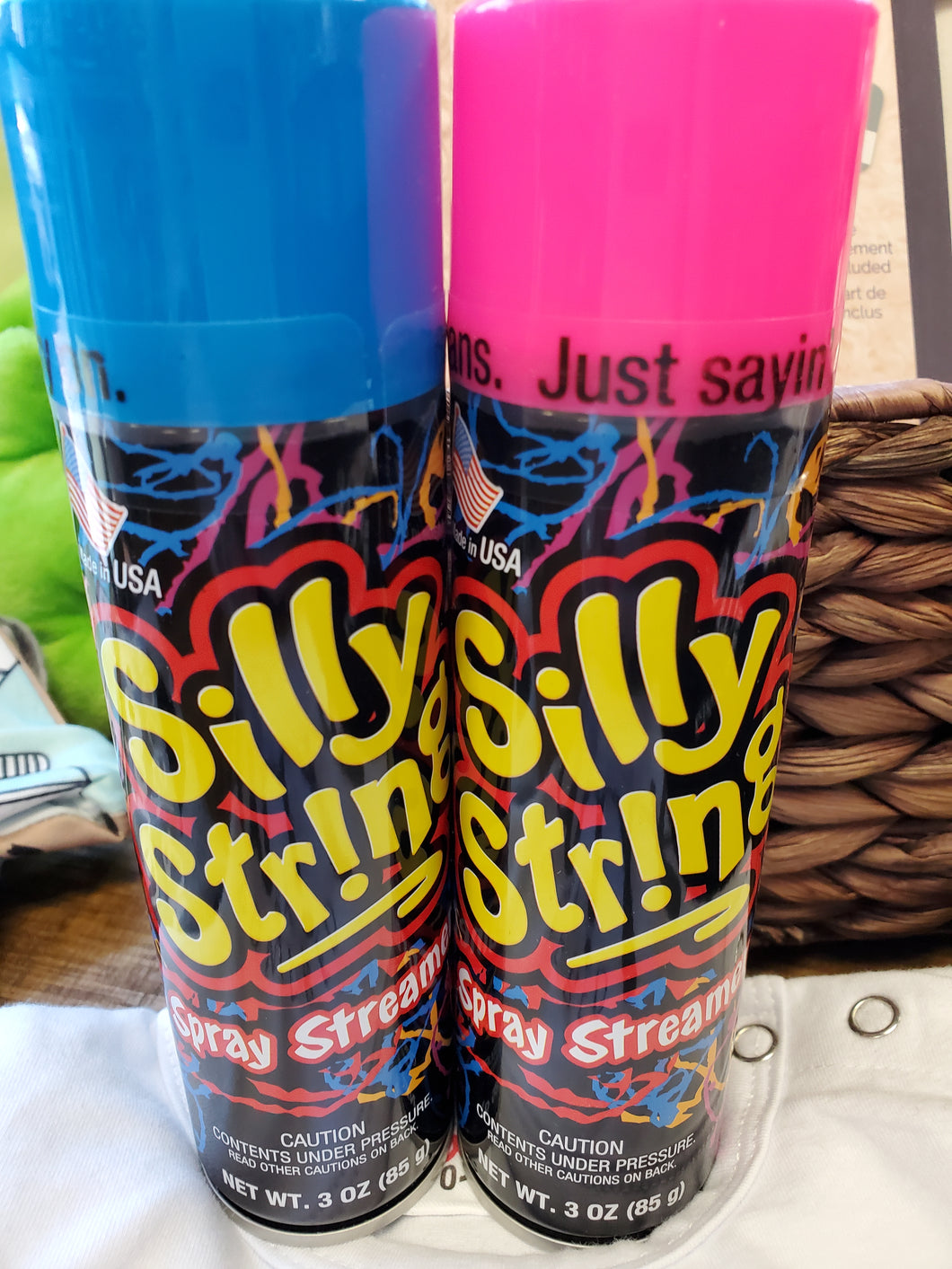 SILLY STRING